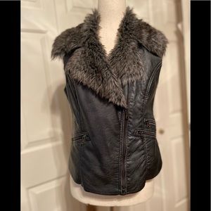 Tribal jeans leather and faux fur vest